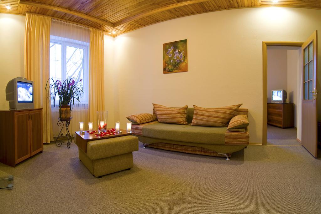 Oberig Otel Morshyn Oda fotoğraf