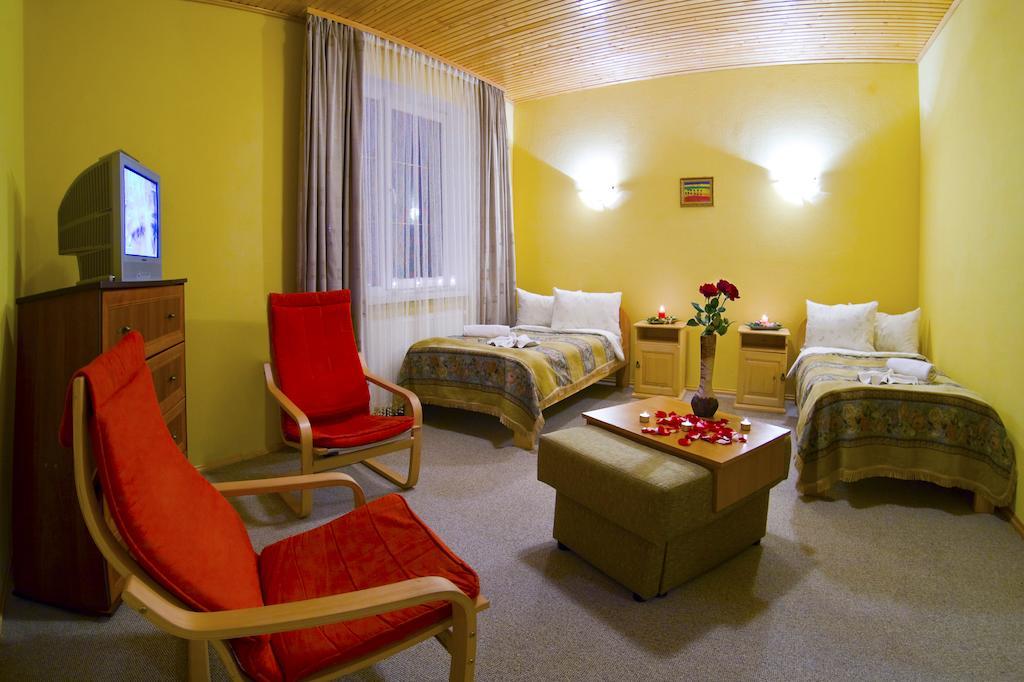 Oberig Otel Morshyn Oda fotoğraf